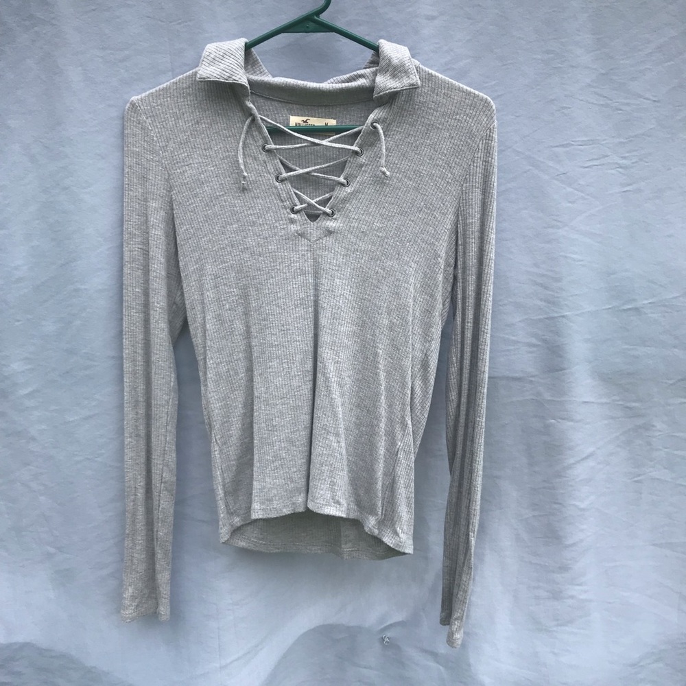 HOLLISTER lace up shirt with collar